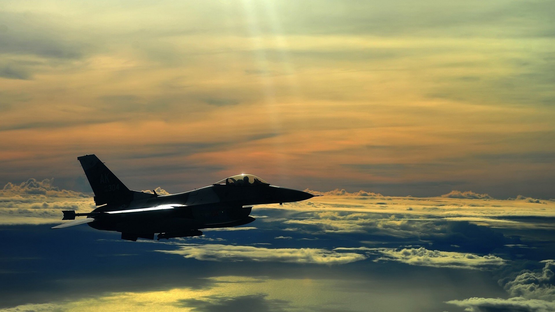 随机季后赛关键战役开启，各队全力以赴争夺席位，季后赛系列赛